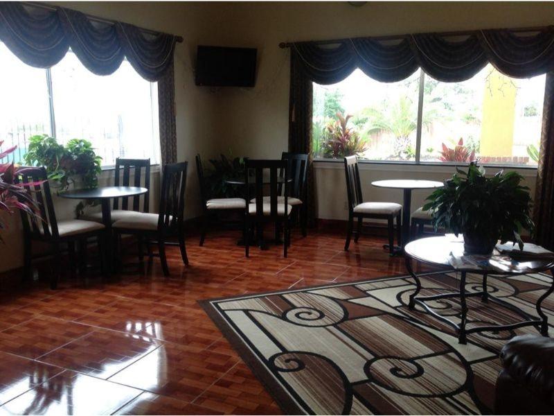 קאטי Scottish Inn And Suites מראה חיצוני תמונה