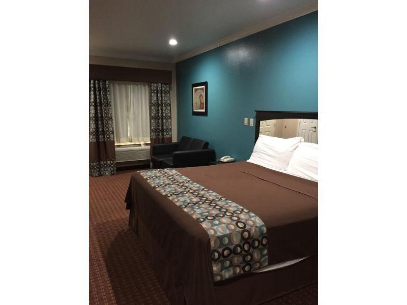קאטי Scottish Inn And Suites מראה חיצוני תמונה