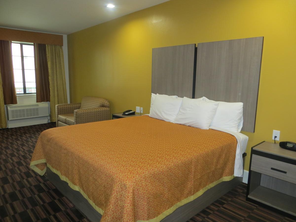 קאטי Scottish Inn And Suites מראה חיצוני תמונה